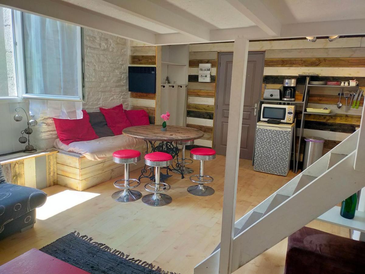 Au Bord De L'Eau A Concarnoloc Apartment Конкарно Екстериор снимка
